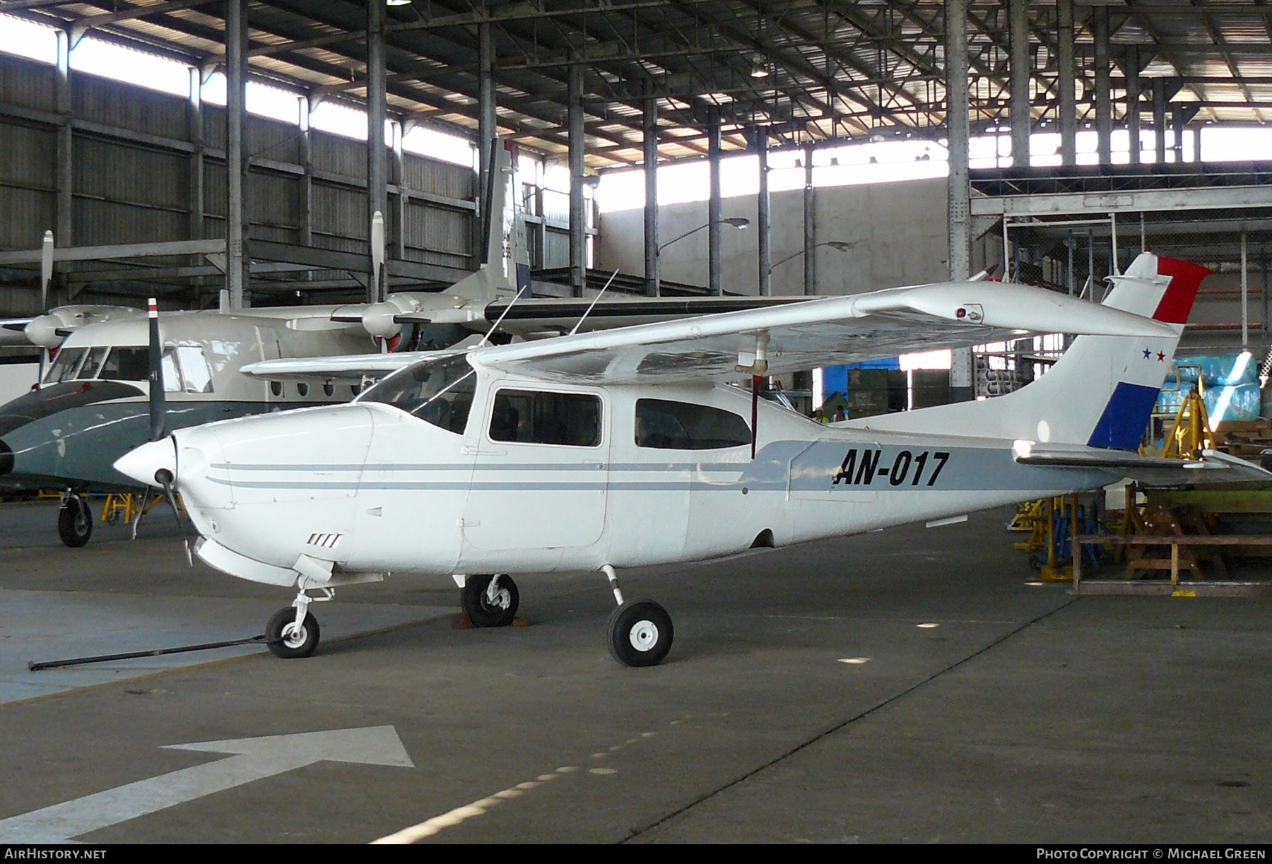 Aircraft Photo of AN-017 | Cessna T210M Turbo Centurion | Panama - Navy | AirHistory.net #396382