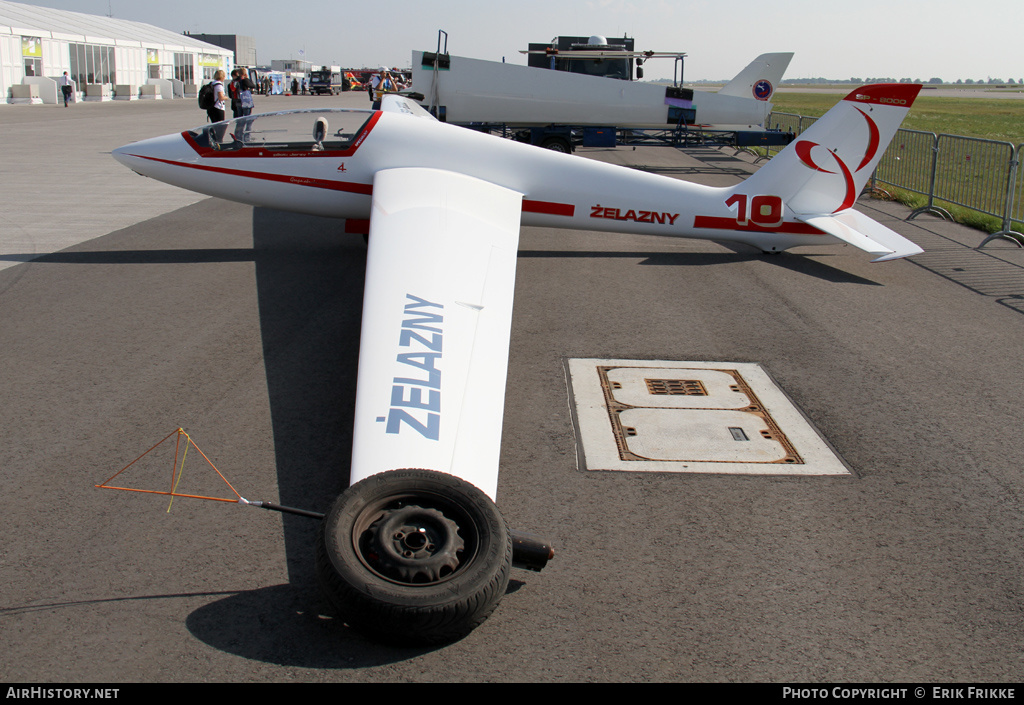 Aircraft Photo of SP-8000 | Marganski and Myslowski MDM-1 Solo Fox | Zelazny Aerobatic Team | AirHistory.net #396399