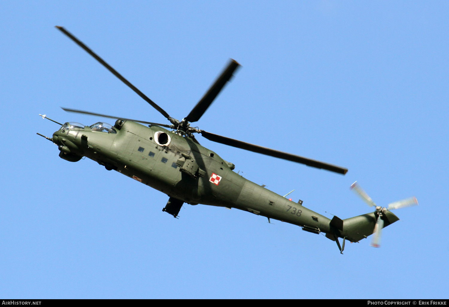 Aircraft Photo of 738 | Mil Mi-24W | Poland - Army | AirHistory.net #396568