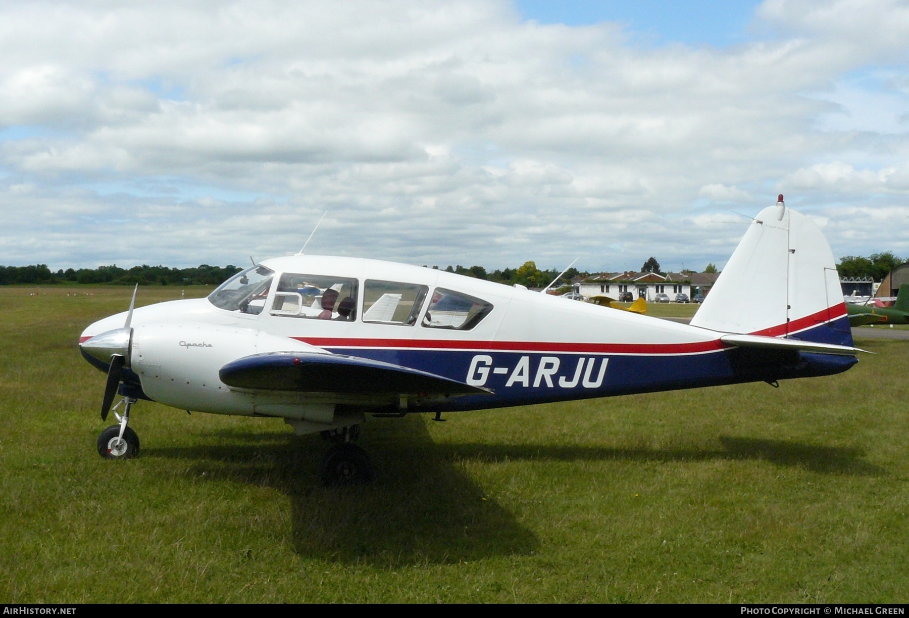 Aircraft Photo of G-ARJU | Piper PA-23-160 Apache | AirHistory.net #396662