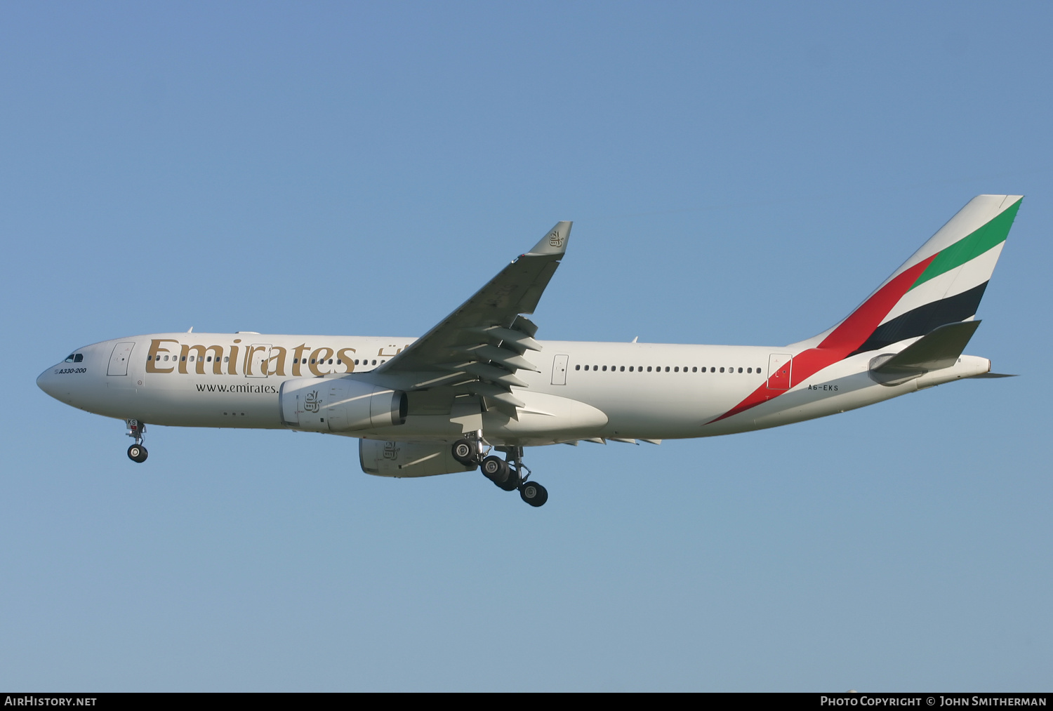 Aircraft Photo of A6-EKS | Airbus A330-243 | Emirates | AirHistory.net #396693