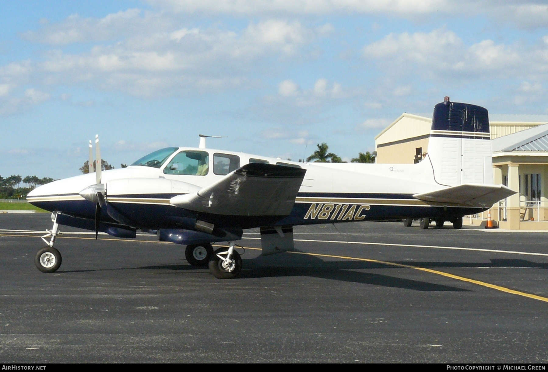 Aircraft Photo of N811AC | Beech D50C Twin Bonanza | AirHistory.net #396759