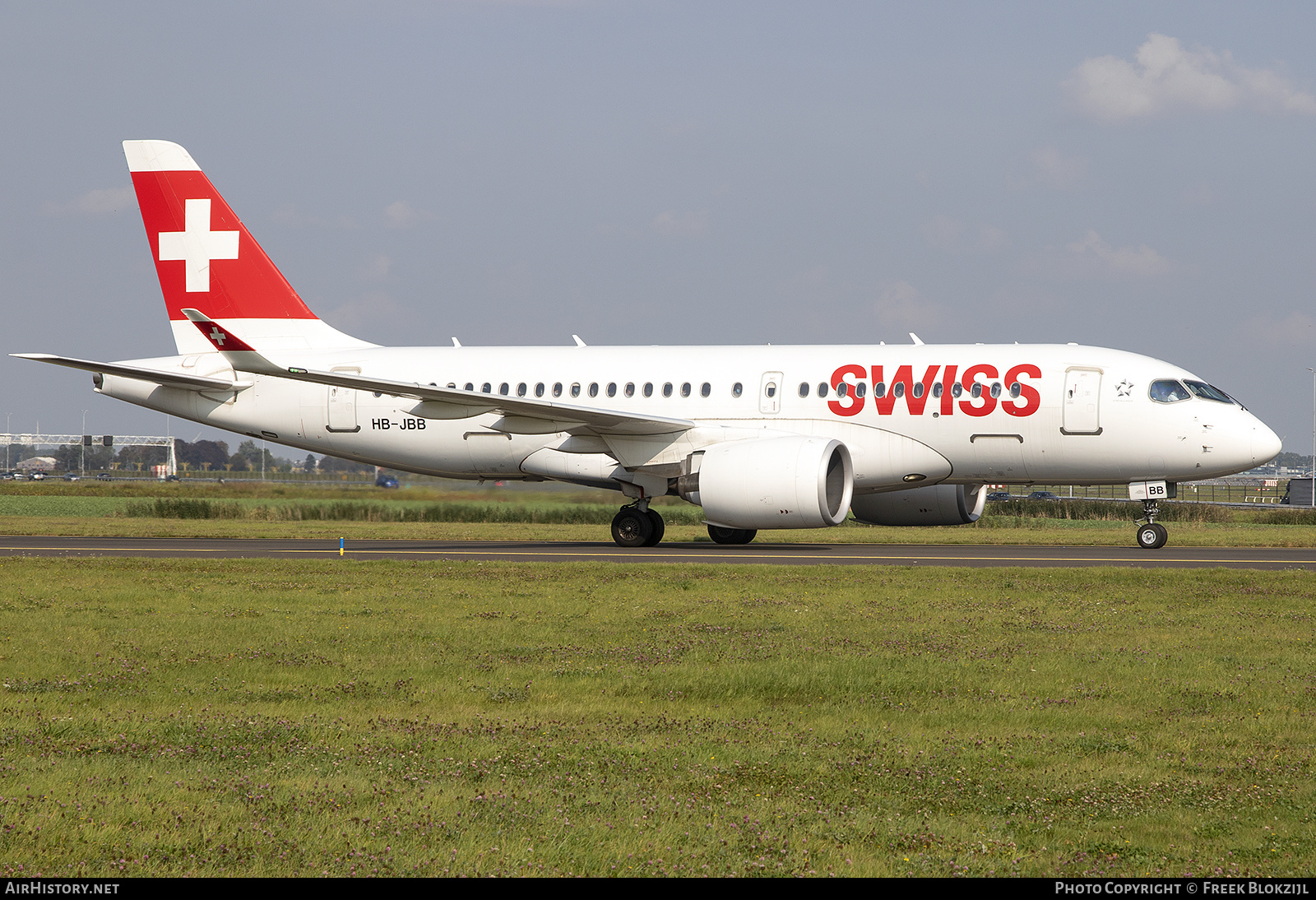 Aircraft Photo of HB-JBB | Bombardier CSeries CS100 (BD-500-1A10) | Swiss International Air Lines | AirHistory.net #396763
