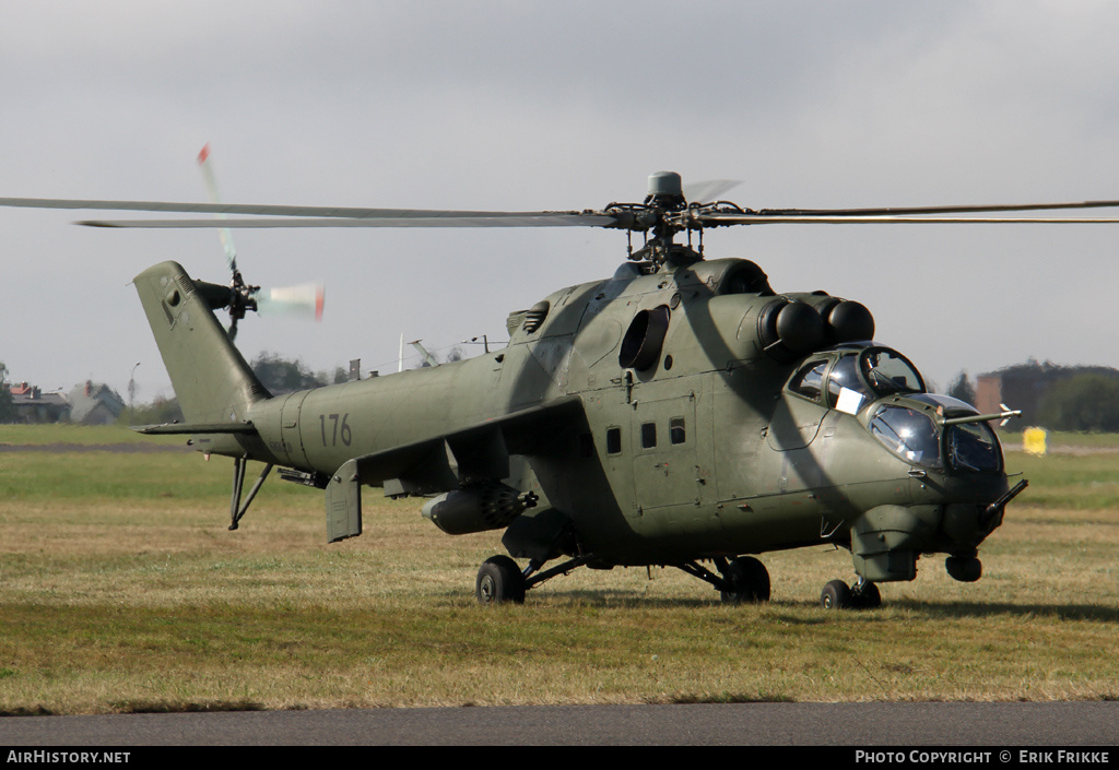 Aircraft Photo of 176 | Mil Mi-24D | Poland - Air Force | AirHistory.net #396797