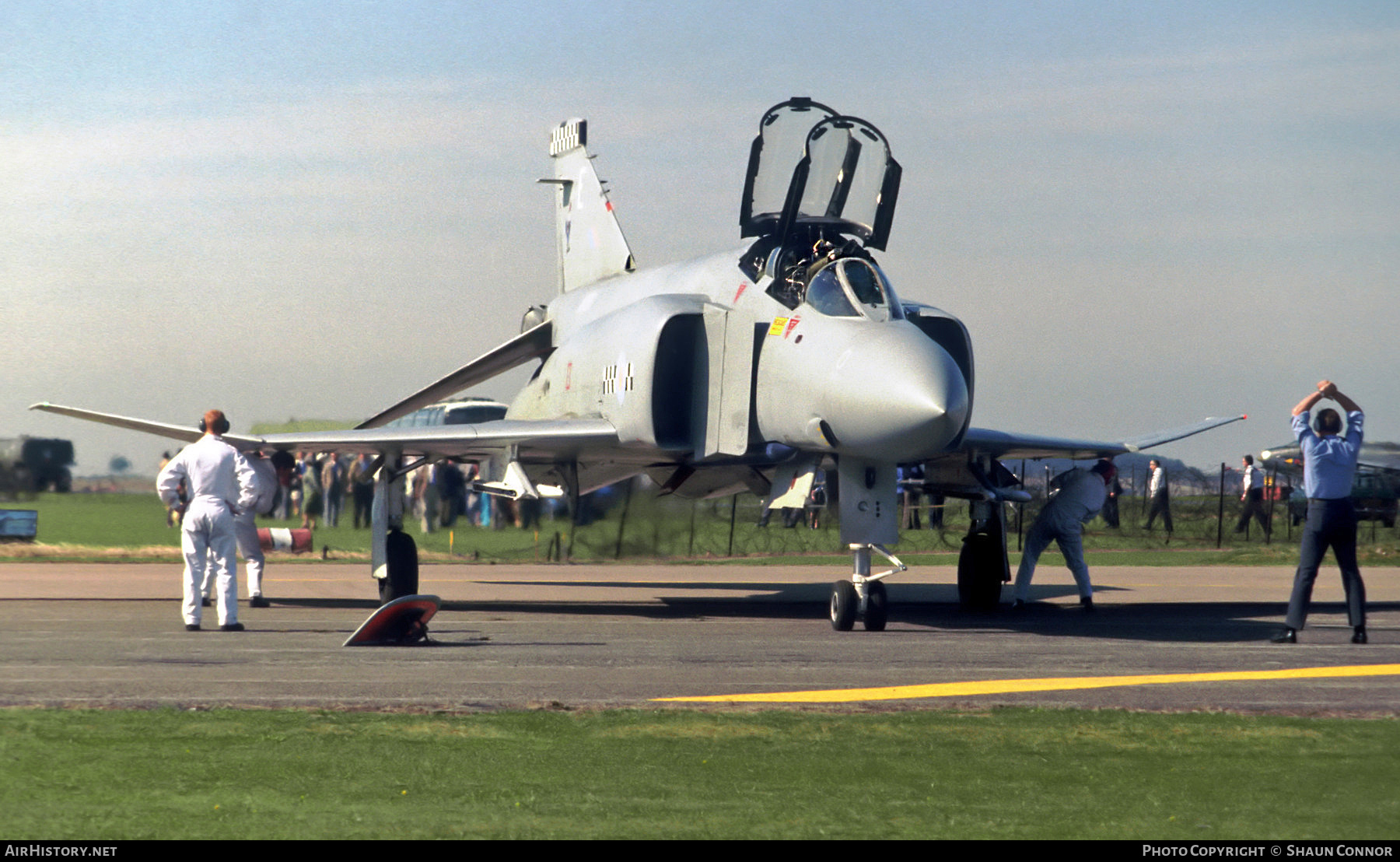 Aircraft Photo of XV581 | McDonnell Douglas F-4K Phantom FG1 | UK - Air Force | AirHistory.net #396882