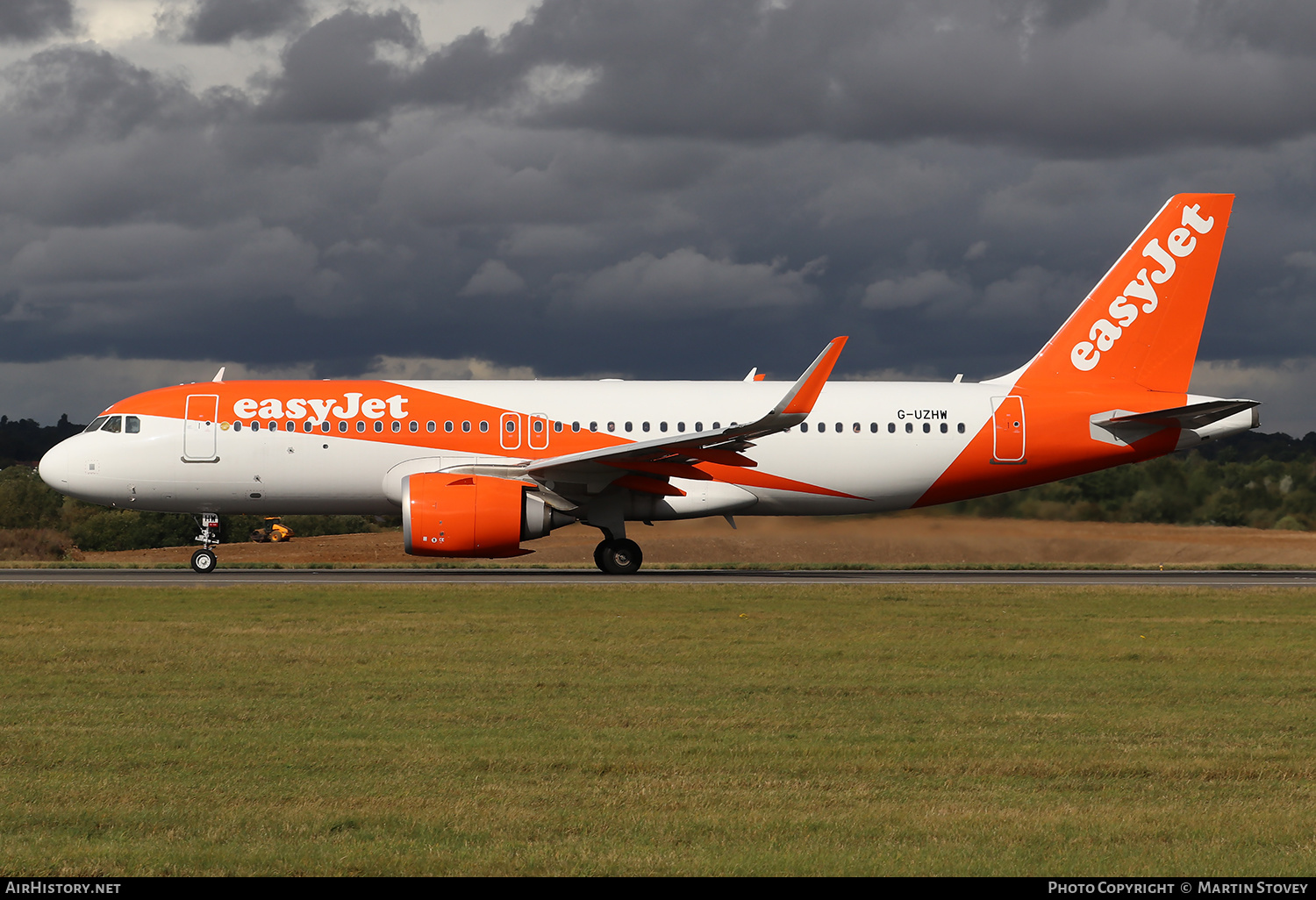 Aircraft Photo of G-UZHW | Airbus A320-251N | EasyJet | AirHistory.net #396900