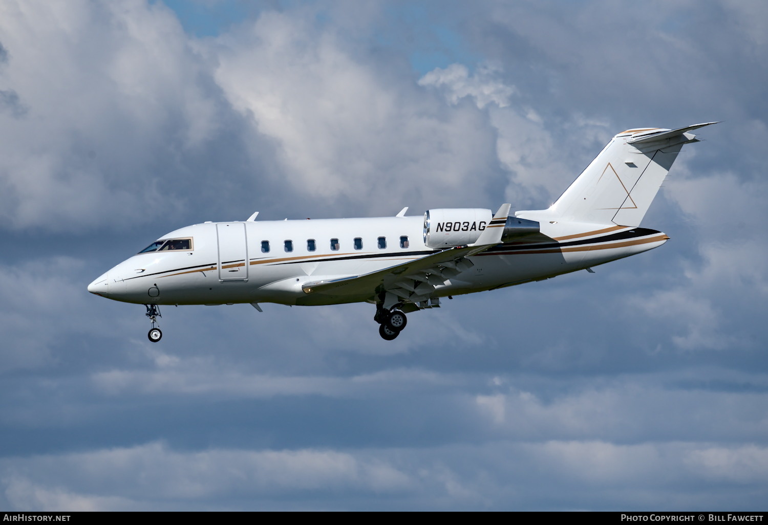 Aircraft Photo of N903AG | Bombardier Challenger 605 (CL-600-2B16) | AirHistory.net #396942