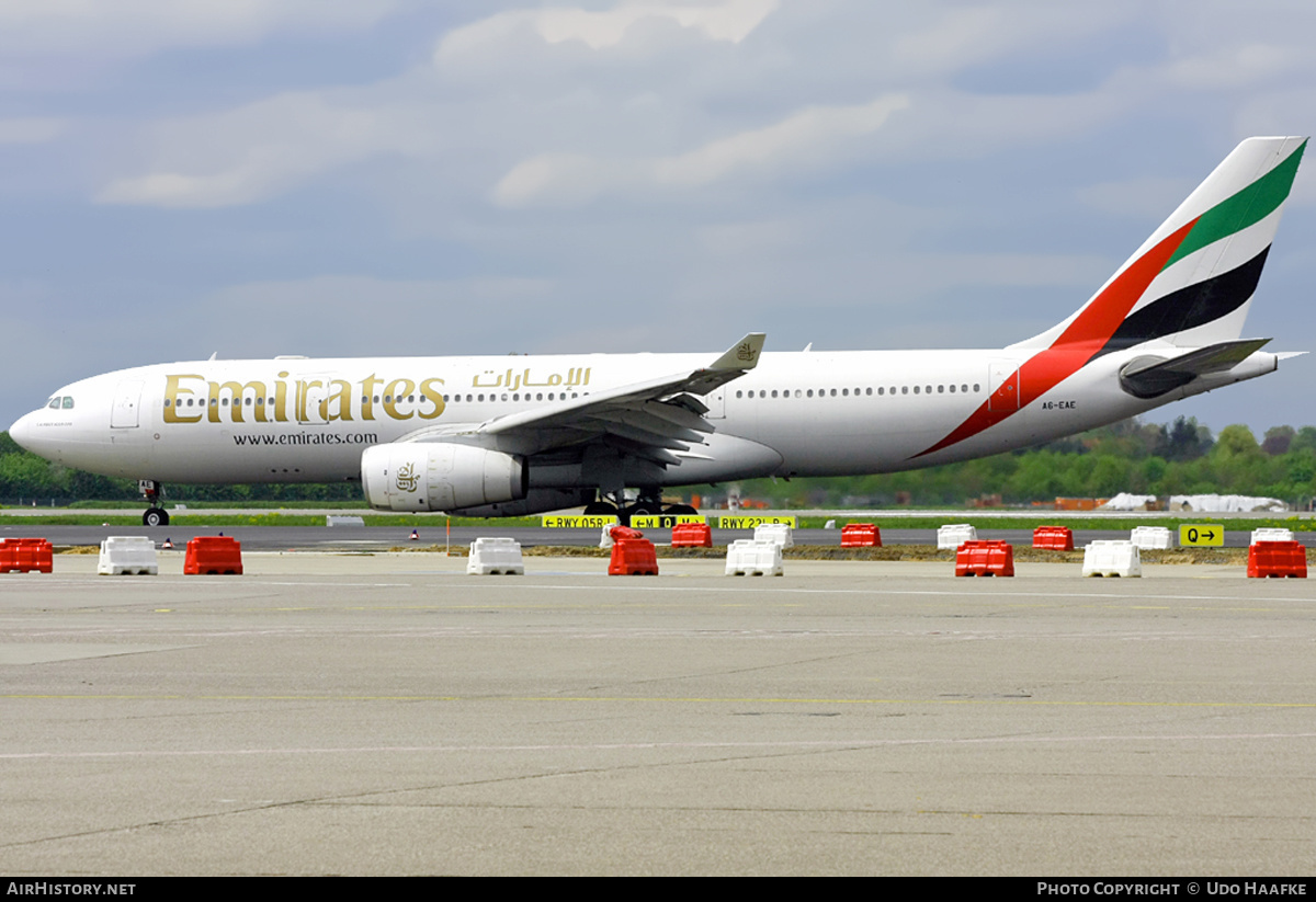 Aircraft Photo of A6-EAE | Airbus A330-243 | Emirates | AirHistory.net #396948