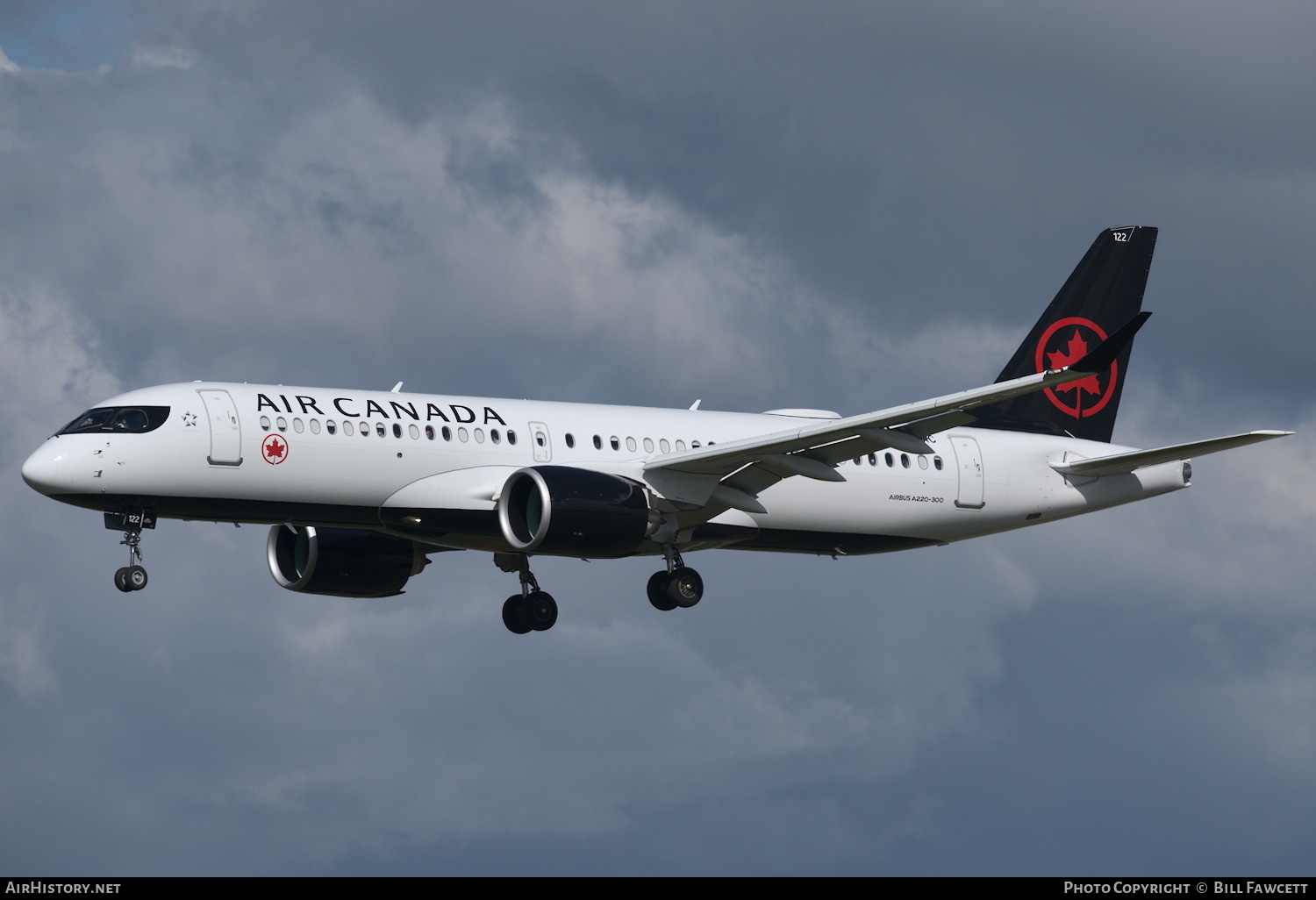 Aircraft Photo of C-GUAC | Airbus A220-371 (BD-500-1A11) | Air Canada | AirHistory.net #396953
