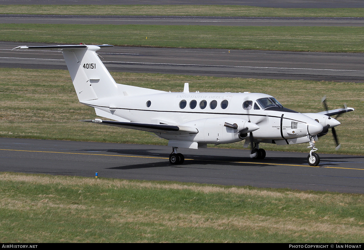 Aircraft Photo of 84-0151 / 40151 | Beech C-12T Huron | USA - Army | AirHistory.net #396964