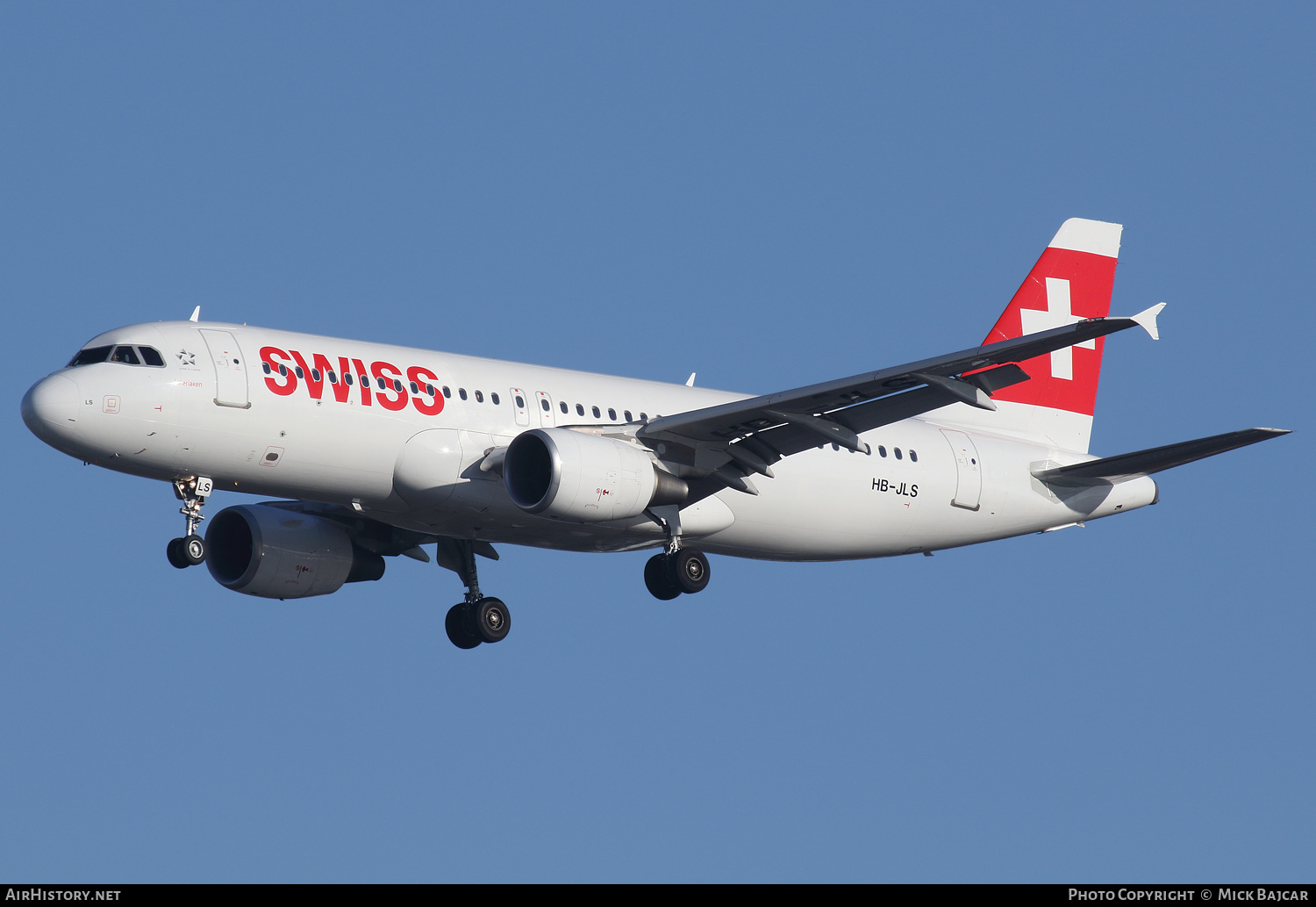 Aircraft Photo of HB-JLS | Airbus A320-214 | Swiss International Air Lines | AirHistory.net #396992