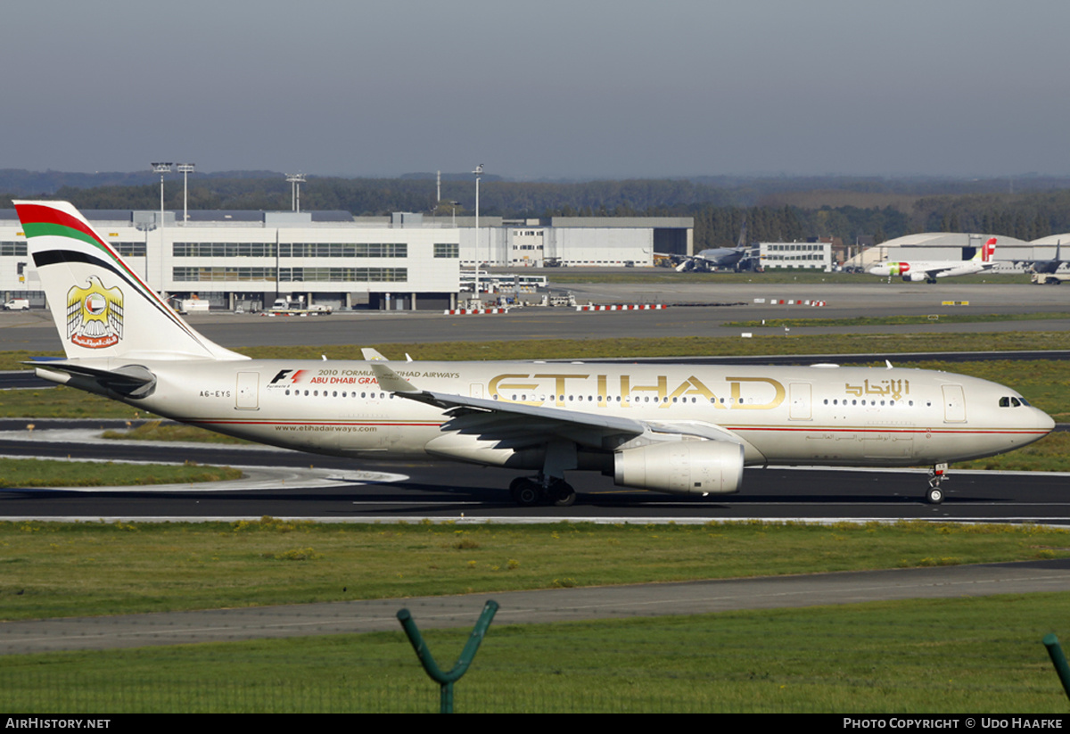 Aircraft Photo of A6-EYS | Airbus A330-243 | Etihad Airways | AirHistory.net #397139