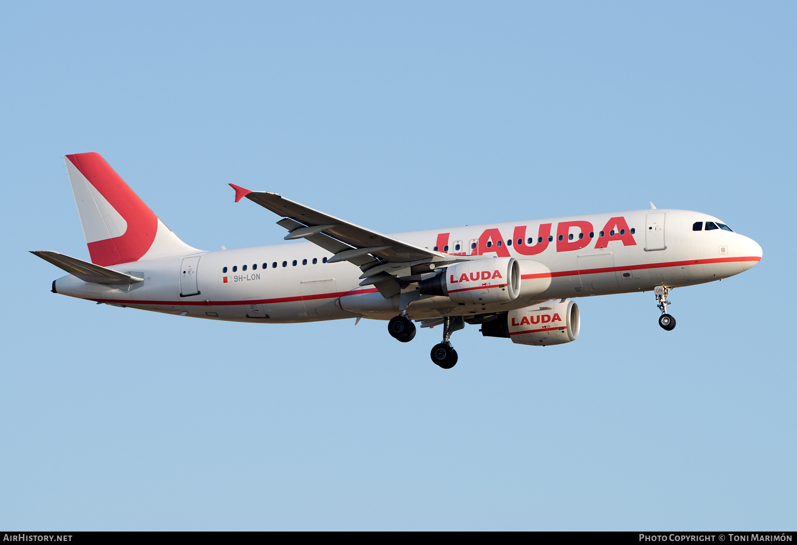 Aircraft Photo of 9H-LON | Airbus A320-214 | Lauda Europe | AirHistory.net #397146