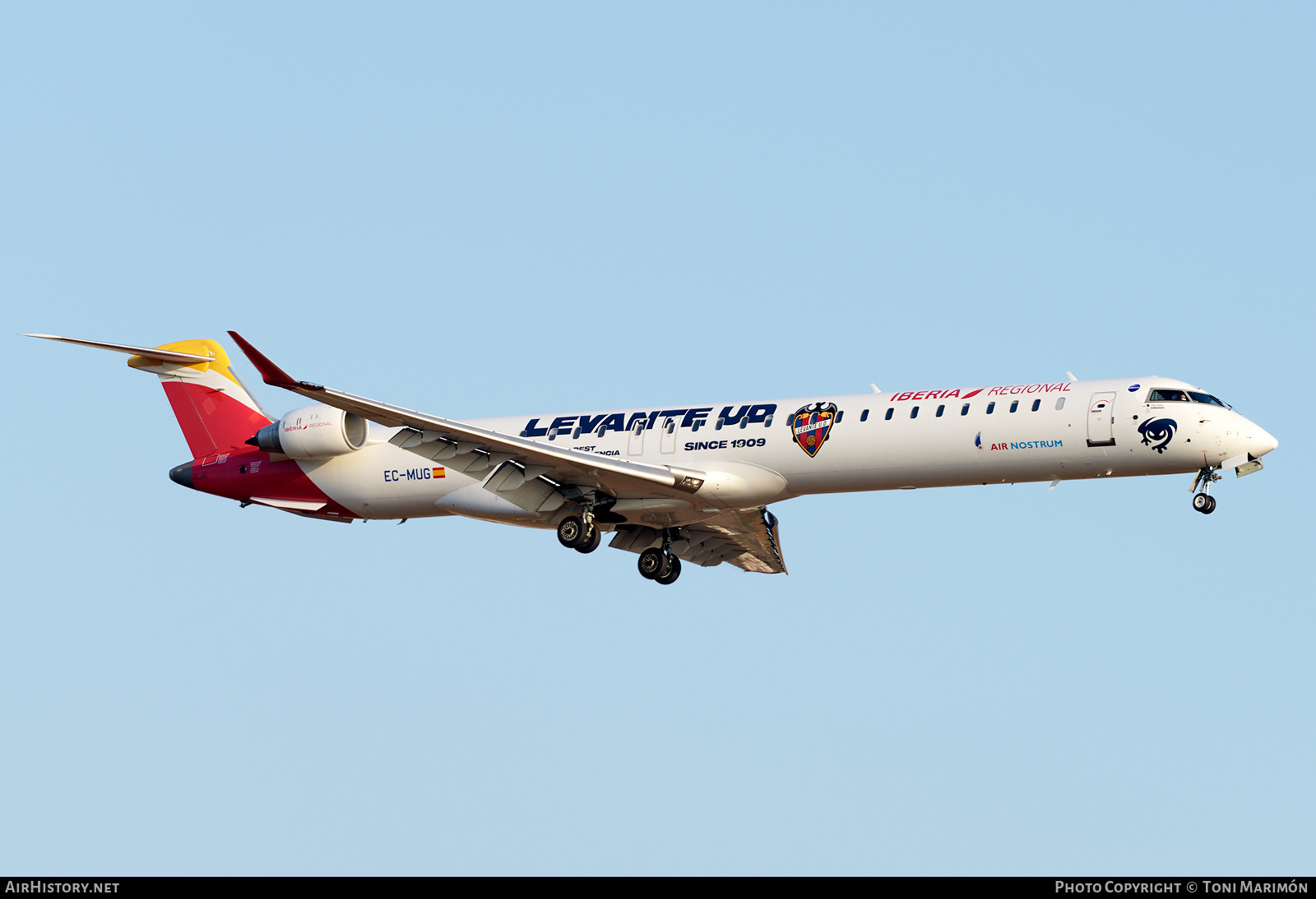 Aircraft Photo of EC-MUG | Bombardier CRJ-1000 (CL-600-2E25) | Iberia Regional | AirHistory.net #397166