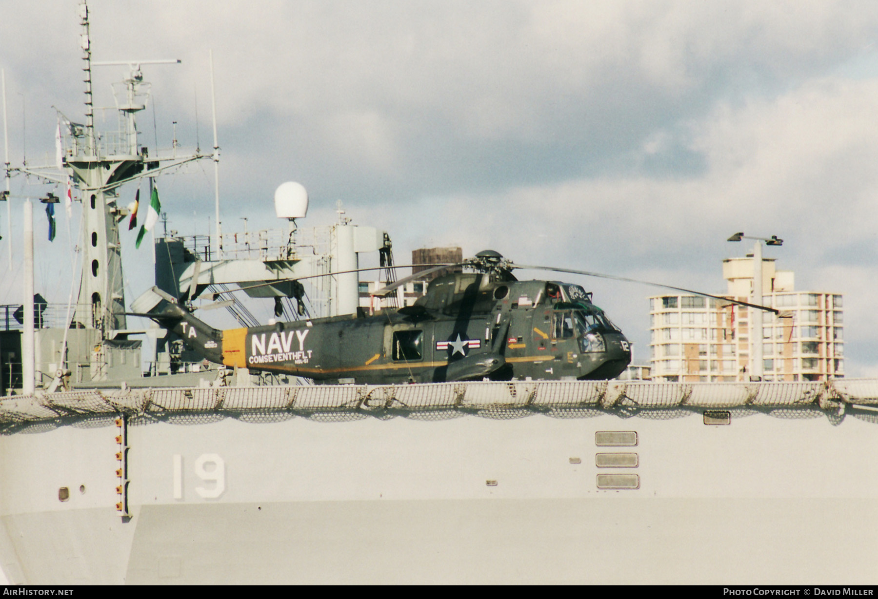 Aircraft Photo of 152123 | Sikorsky UH-3H Sea King (S-61B) | USA - Navy | AirHistory.net #397181