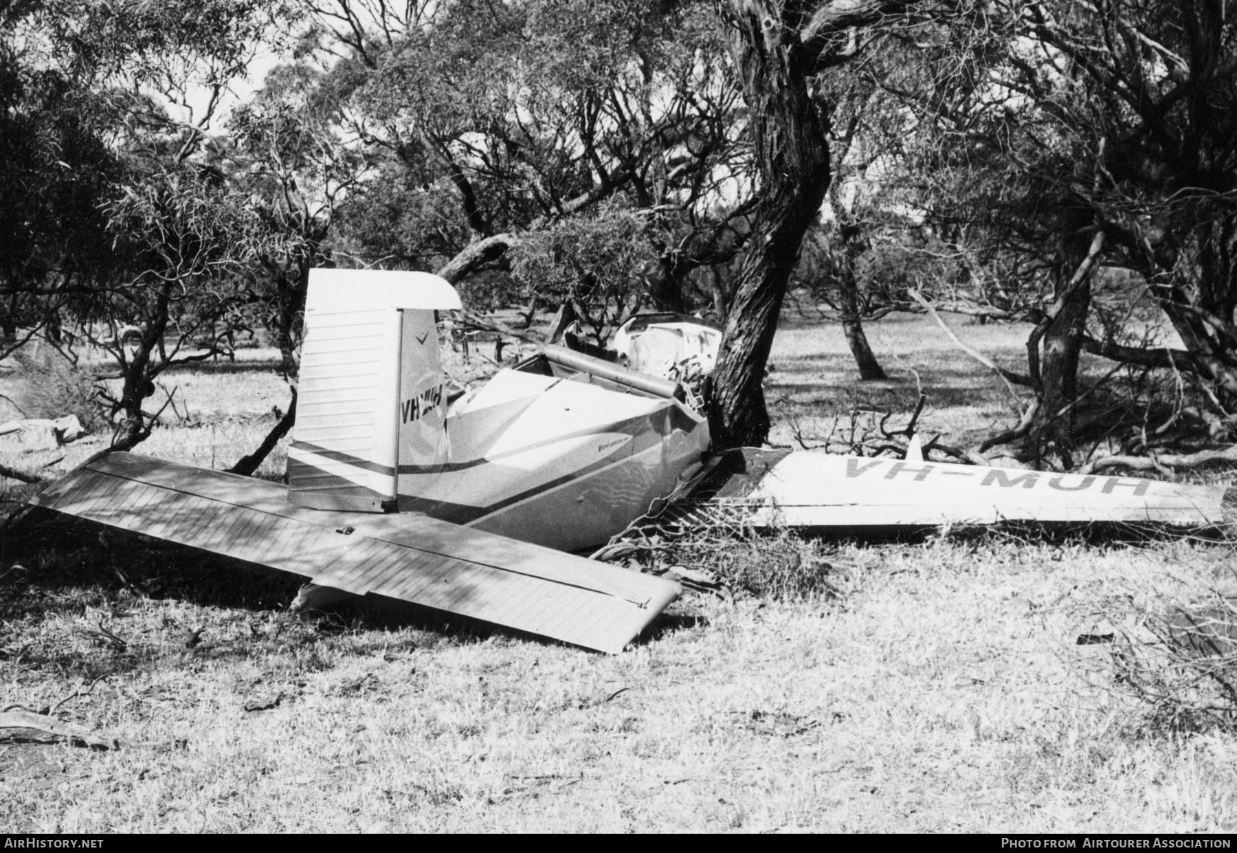 Aircraft Photo of VH-MUH | Victa Airtourer 100 | AirHistory.net #397189