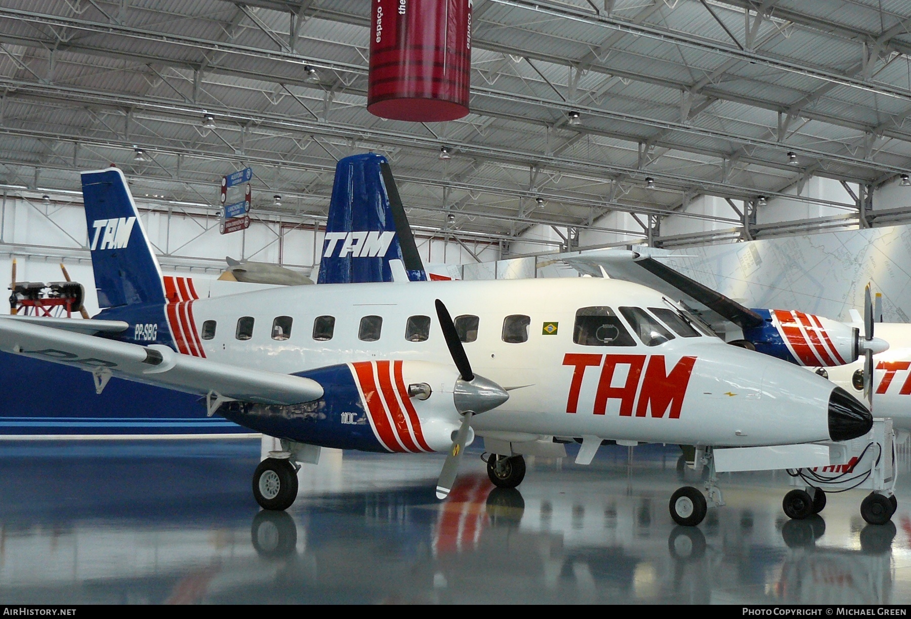 Aircraft Photo of PP-SBG | Embraer EMB-110C Bandeirante | TAM Linhas Aéreas | AirHistory.net #397352