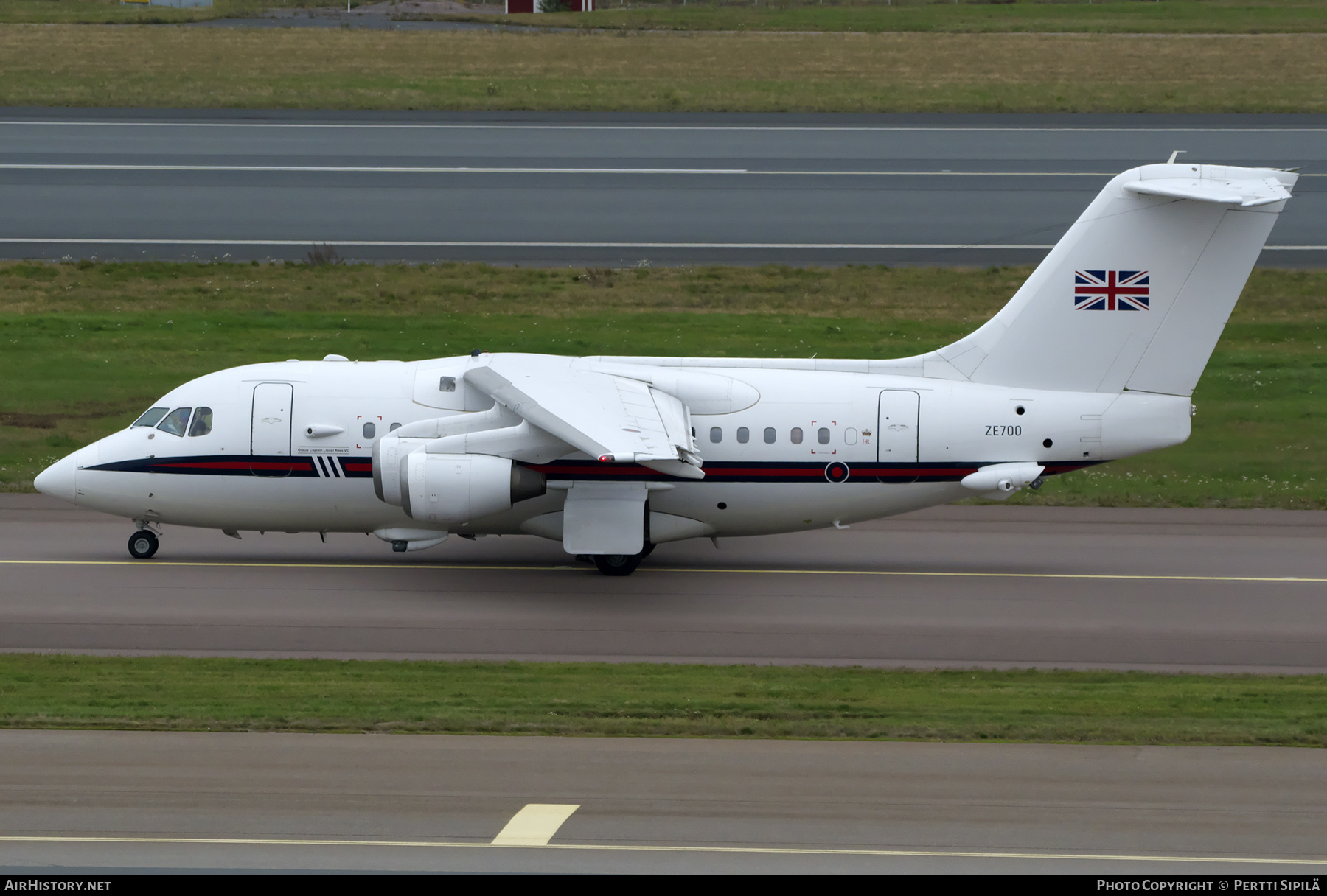 Aircraft Photo of ZE700 | British Aerospace BAe-146 CC.2 | UK - Air Force | AirHistory.net #397436