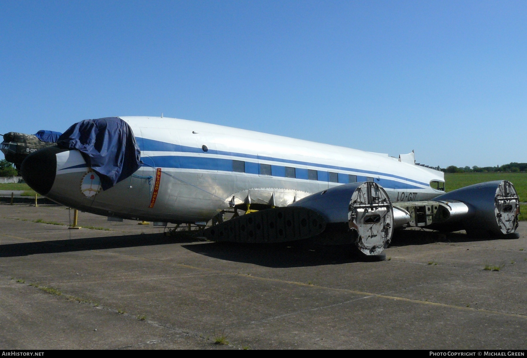 Aircraft Photo of LQ-GJT / T-101 | Douglas C-47A Skytrain | AirHistory.net #397472