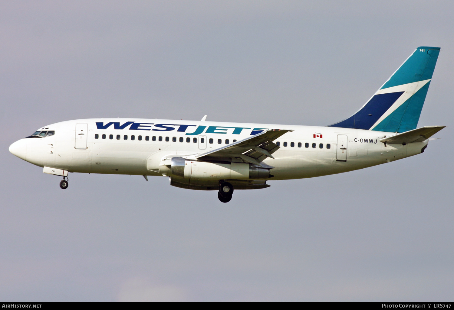 Aircraft Photo of C-GWWJ | Boeing 737-204/Adv | WestJet | AirHistory.net #397621
