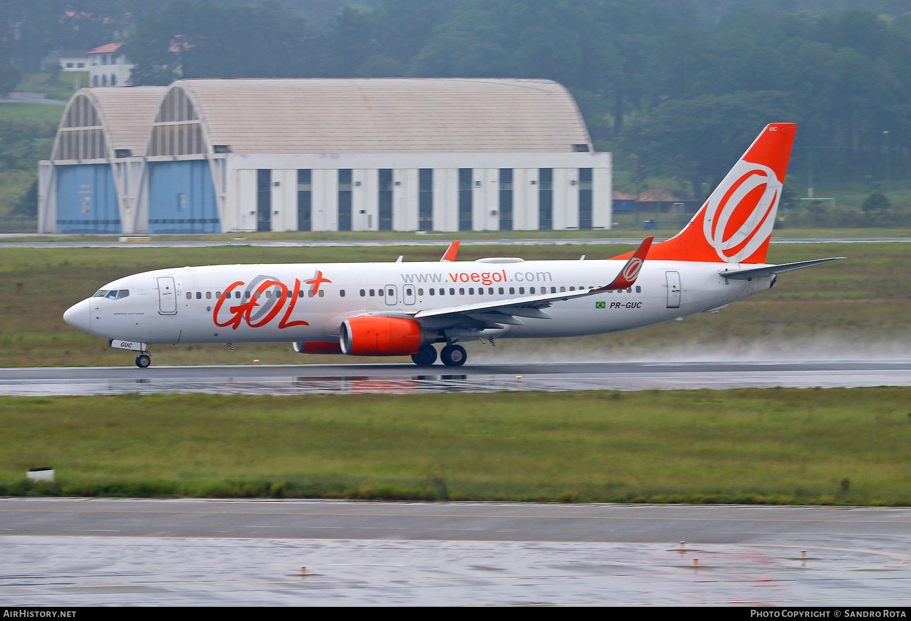 Aircraft Photo of PR-GUC | Boeing 737-8EH | GOL Linhas Aéreas | AirHistory.net #397649