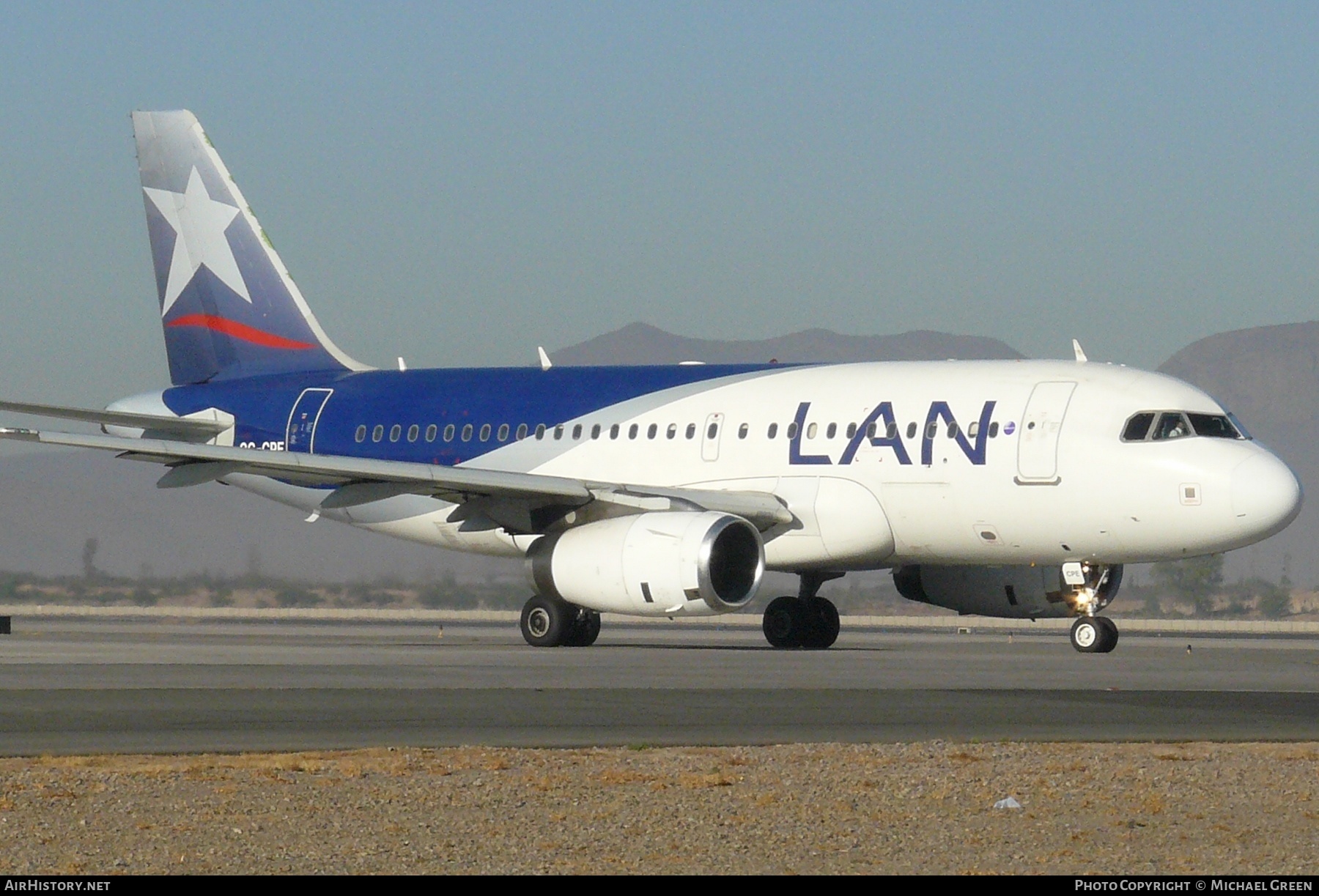 Aircraft Photo of CC-CPE | Airbus A319-132 | LAN Airlines - Línea Aérea Nacional | AirHistory.net #397673