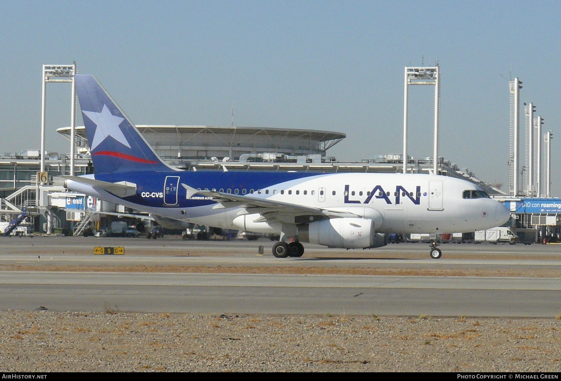 Aircraft Photo of CC-CVS | Airbus A318-121 | LAN Airlines - Línea Aérea Nacional | AirHistory.net #397682