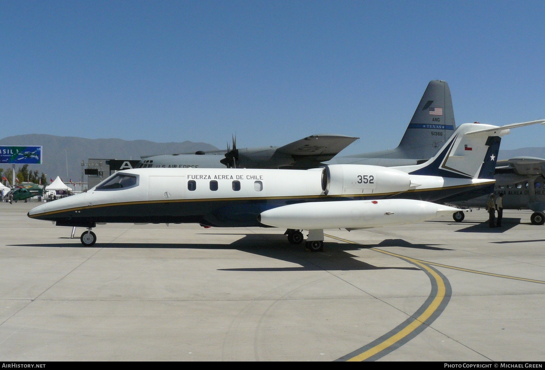 Aircraft Photo of 352 | Gates Learjet 35 | Chile - Air Force | AirHistory.net #397683