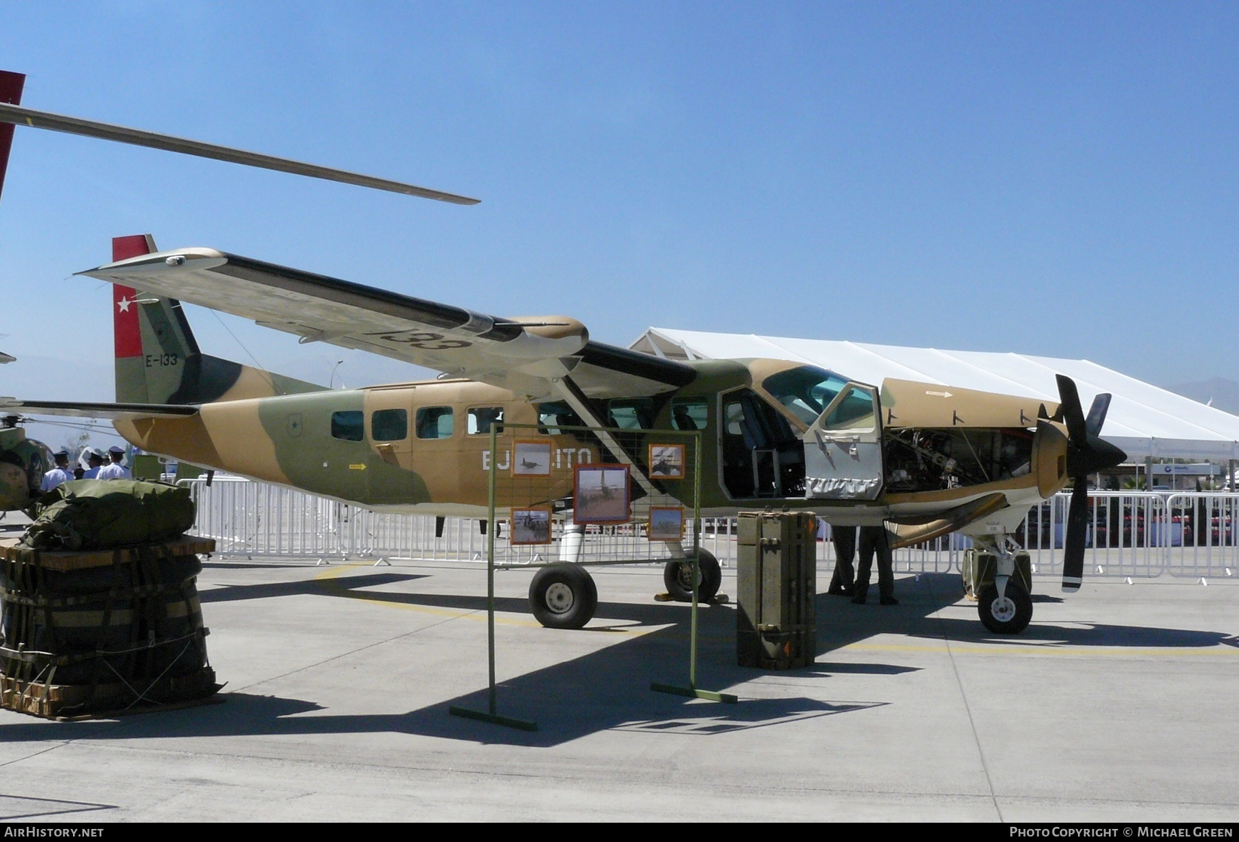 Aircraft Photo of E-133 | Cessna 208B Grand Caravan | Chile - Army | AirHistory.net #397686