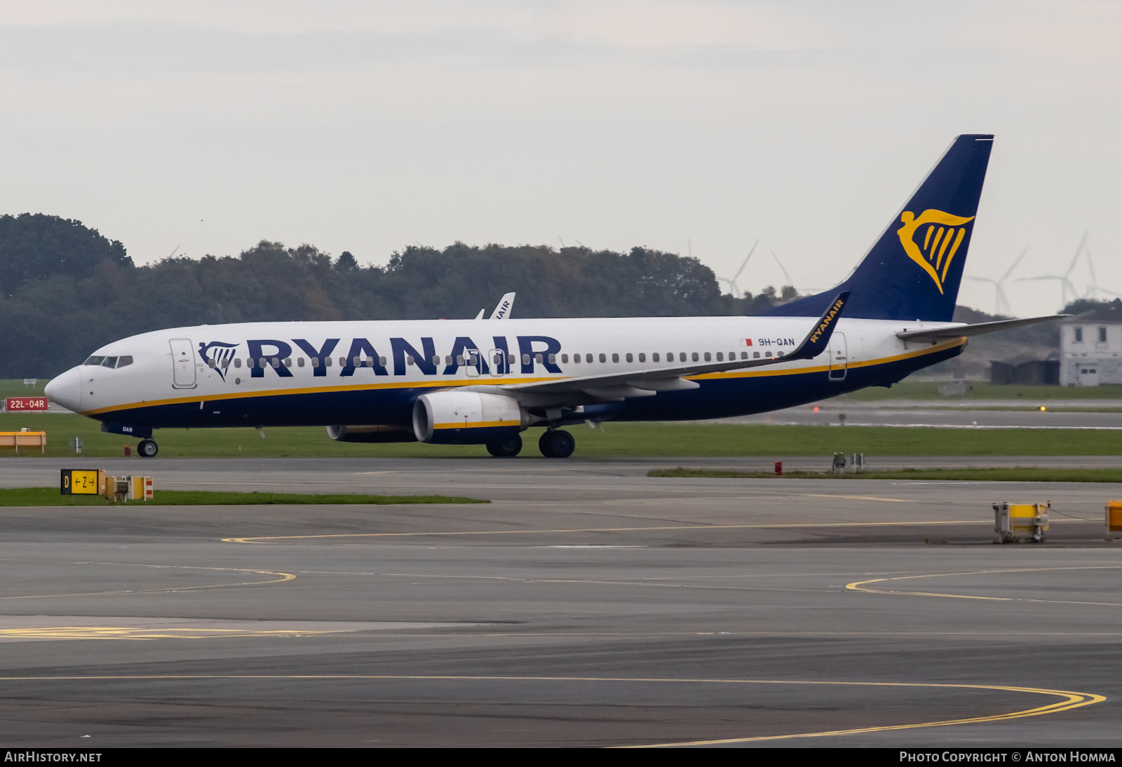 Aircraft Photo of 9H-QAN | Boeing 737-800 | Ryanair | AirHistory.net #397780