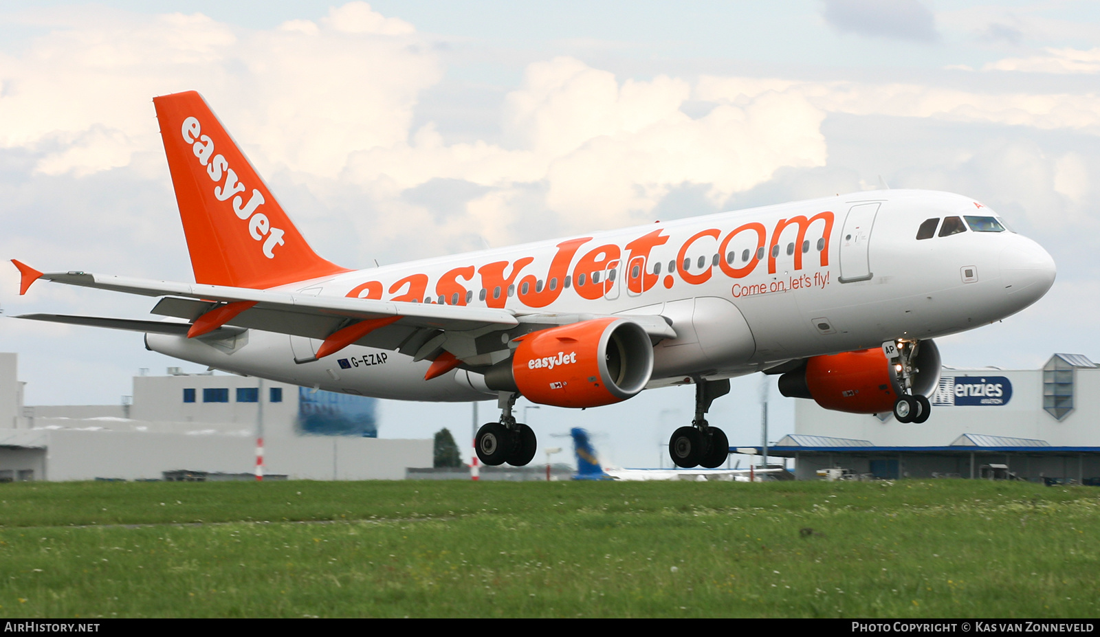 Aircraft Photo of G-EZAP | Airbus A319-111 | EasyJet | AirHistory.net #397798