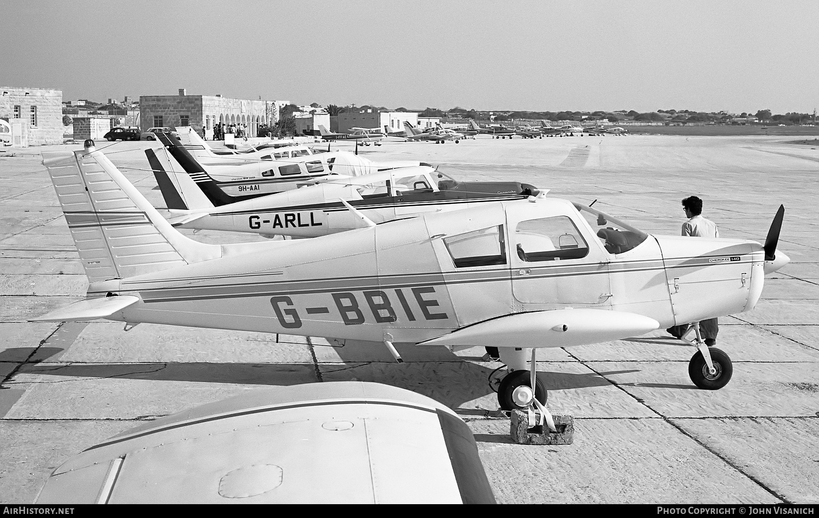 Aircraft Photo of G-BBIE | Piper PA-28-140 Cherokee F | AirHistory.net #397804