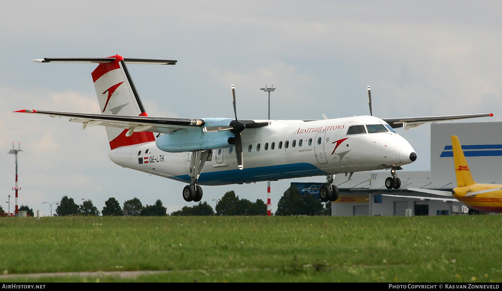 Aircraft Photo of OE-LTH | De Havilland Canada DHC-8-314Q Dash 8 | Austrian Arrows | AirHistory.net #397810