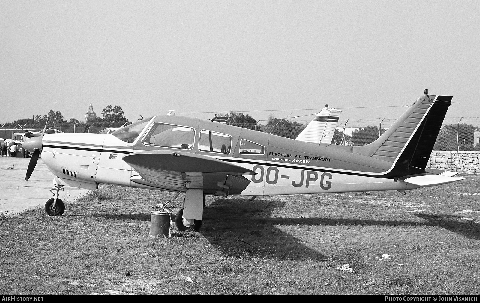 Aircraft Photo of OO-JPG | Piper PA-28R-200 Cherokee Arrow II | European Air Transport - EAT | AirHistory.net #397817