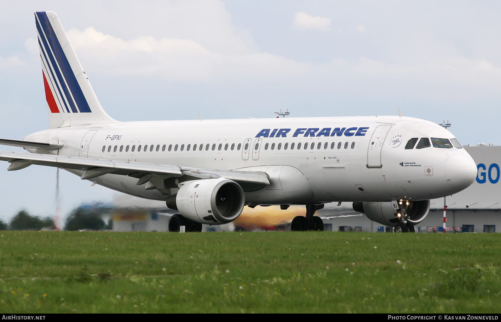 Aircraft Photo of F-GFKI | Airbus A320-211 | Air France | AirHistory.net #397820