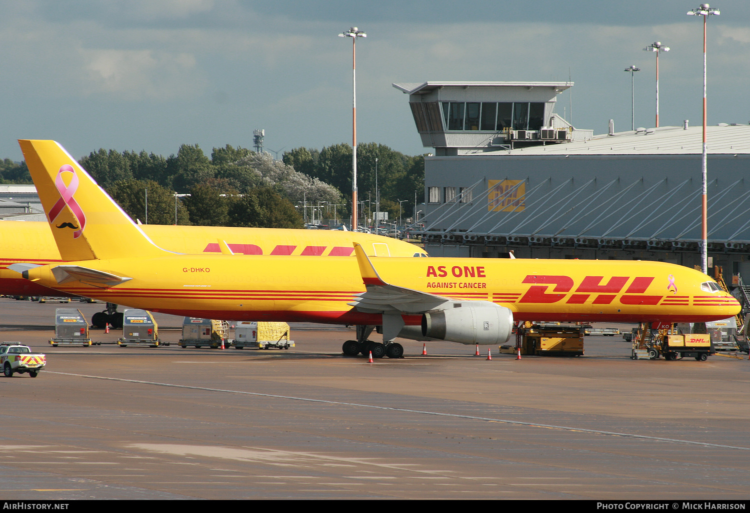 Aircraft Photo of G-DHKO | Boeing 757-223(PCF) | DHL International | AirHistory.net #397876
