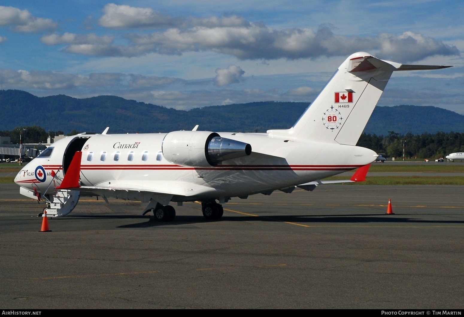 Aircraft Photo of 144619 | Bombardier CC-144D Challenger (650/CL-600-2B16) | Canada - Air Force | AirHistory.net #397884