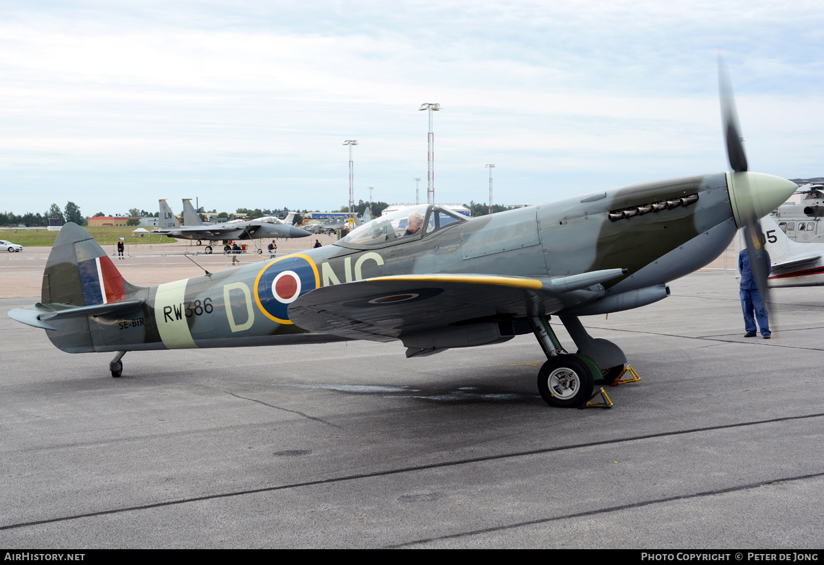 Aircraft Photo of SE-BIR / RW386 | Supermarine 361 Spitfire LF16E | UK - Air Force | AirHistory.net #397887