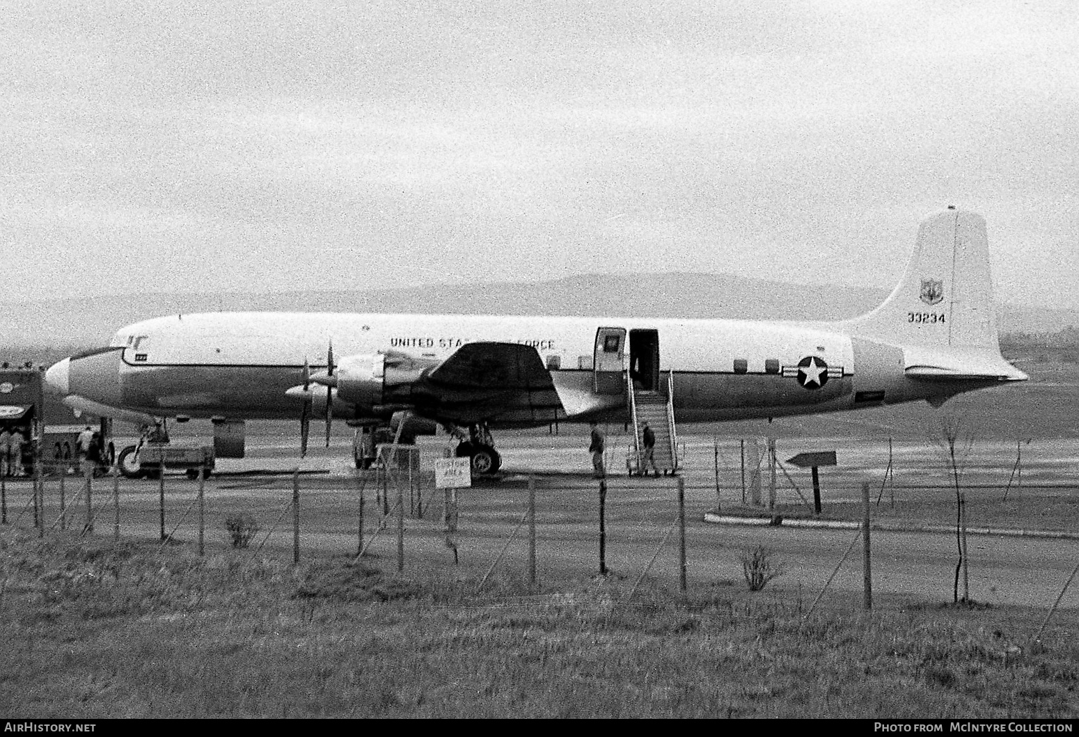 Aircraft Photo of 53-3234 / 33234 | Douglas VC-118A Liftmaster | USA - Air Force | AirHistory.net #397900