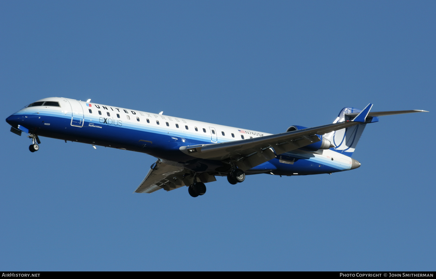 Aircraft Photo of N760SK | Bombardier CRJ-701ER (CL-600-2C10) | United Express | AirHistory.net #397961