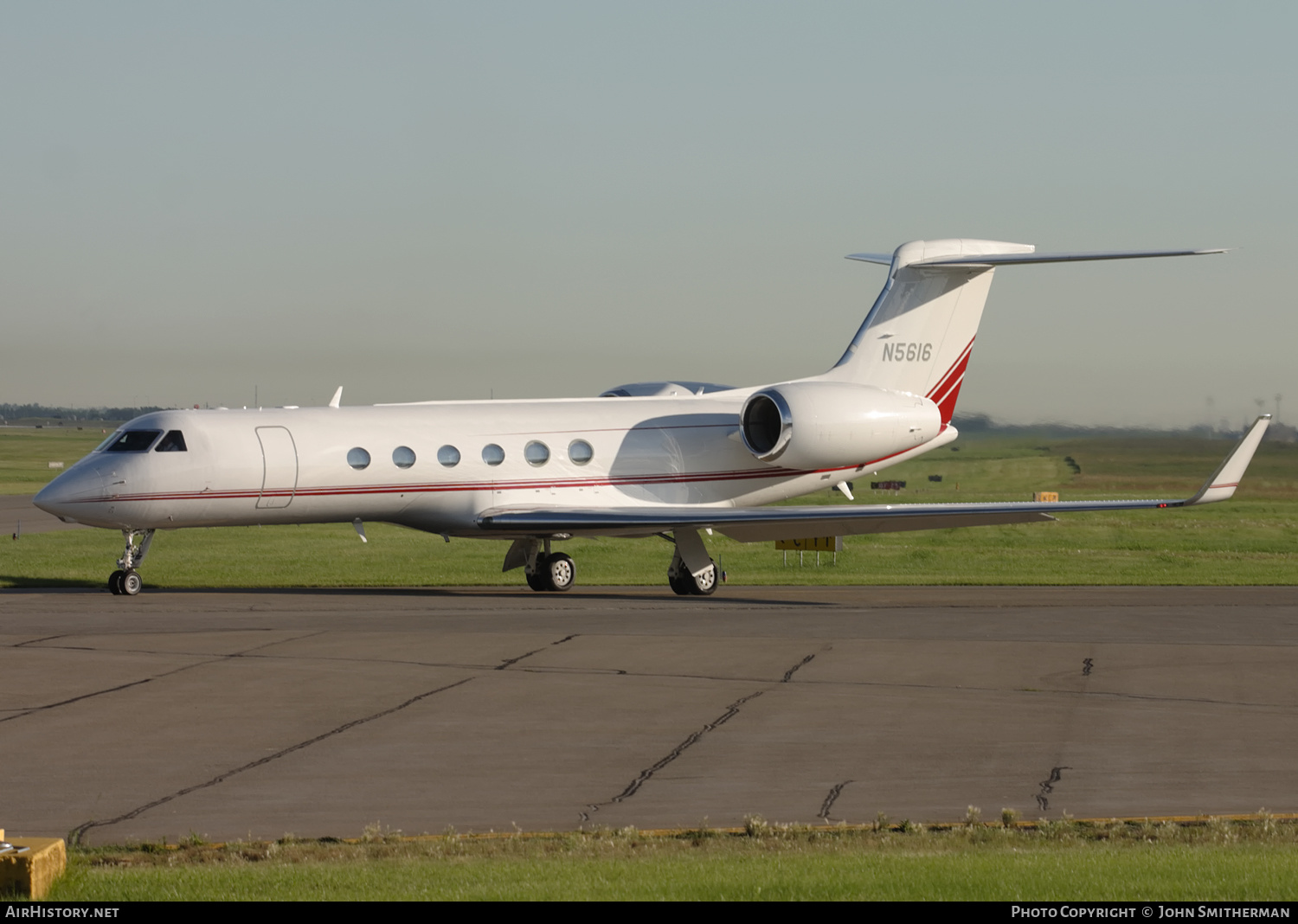 Aircraft Photo of N5616 | Gulfstream Aerospace G-V Gulfstream V | AirHistory.net #397980