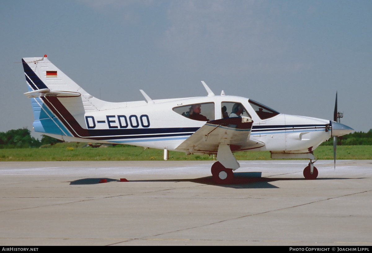 Aircraft Photo of D-EDOO | Rockwell Commander 114 | AirHistory.net #398259