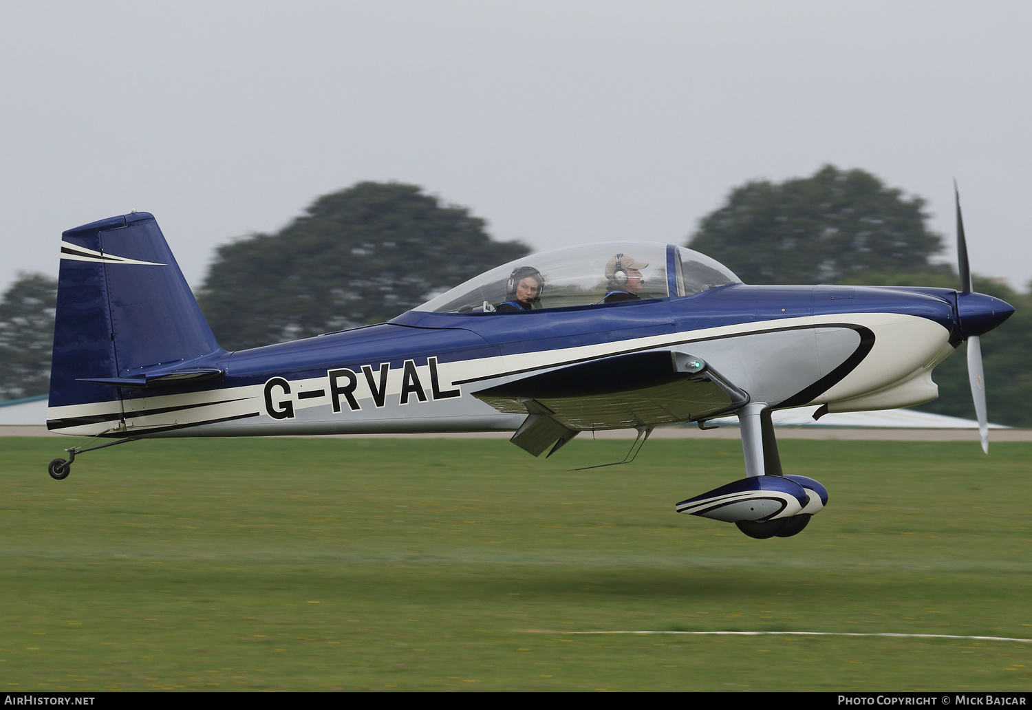 Aircraft Photo of G-RVAL | Van's RV-8 | AirHistory.net #398278