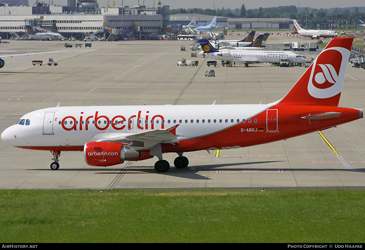 Aircraft Photo of D-ABGJ | Airbus A319-112 | Air Berlin | AirHistory.net #398281