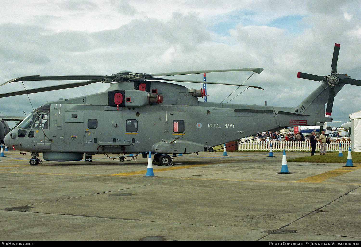 Aircraft Photo of ZH827 | EHI EH101-111 Merlin HM1 | UK - Navy | AirHistory.net #398330