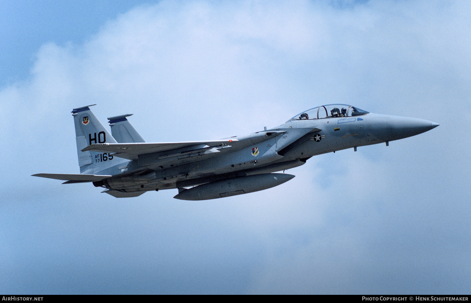 Aircraft Photo of 77-0165 / AF77-165 | McDonnell Douglas F-15B Eagle | USA - Air Force | AirHistory.net #398340