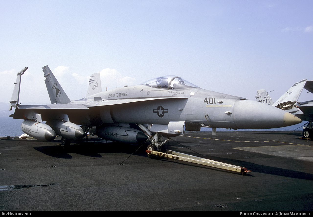 Aircraft Photo of 163459 | McDonnell Douglas F/A-18C Hornet | USA - Navy | AirHistory.net #398366
