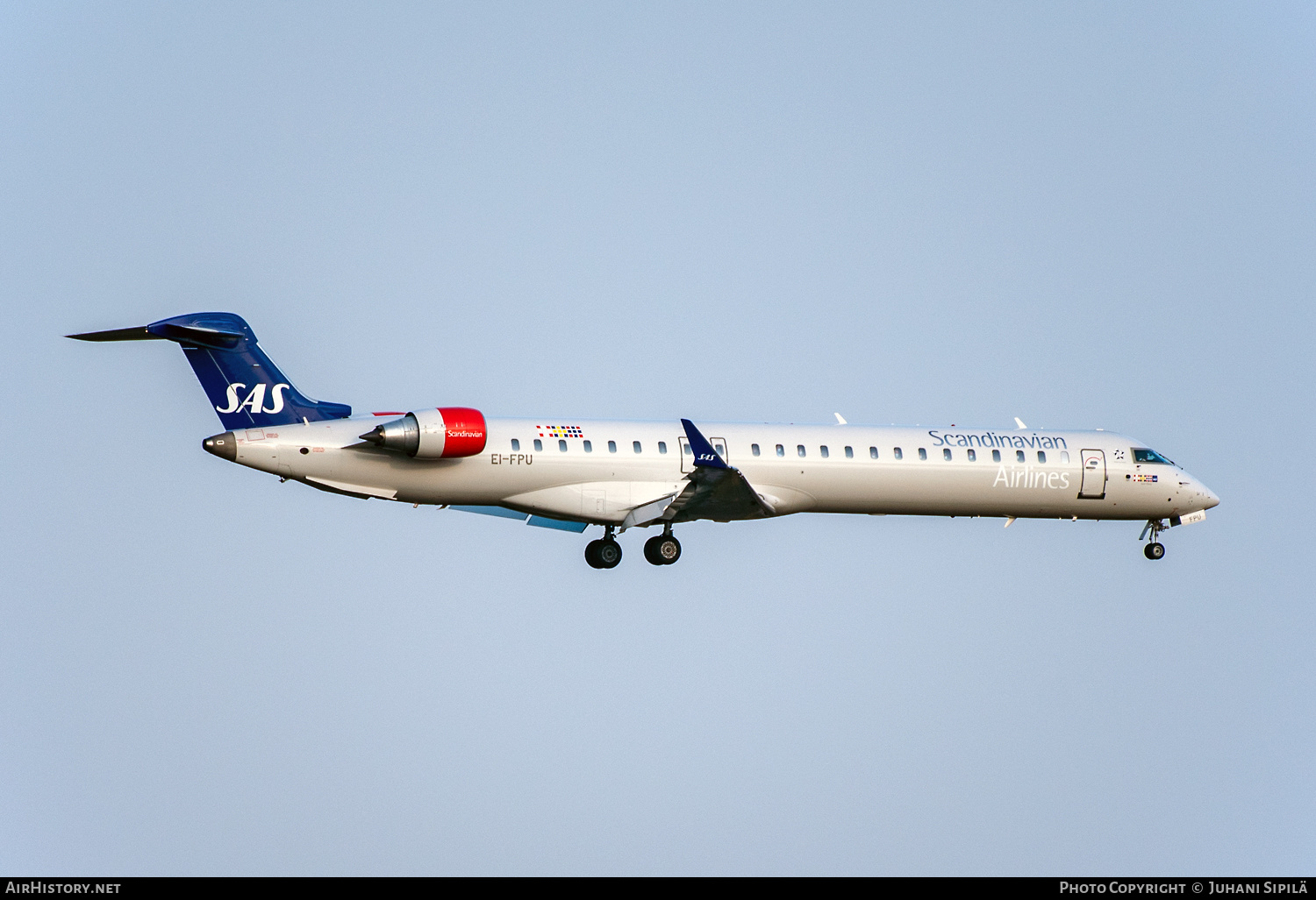 Aircraft Photo of EI-FPU | Bombardier CRJ-900LR (CL-600-2D24) | Scandinavian Airlines - SAS | AirHistory.net #398458