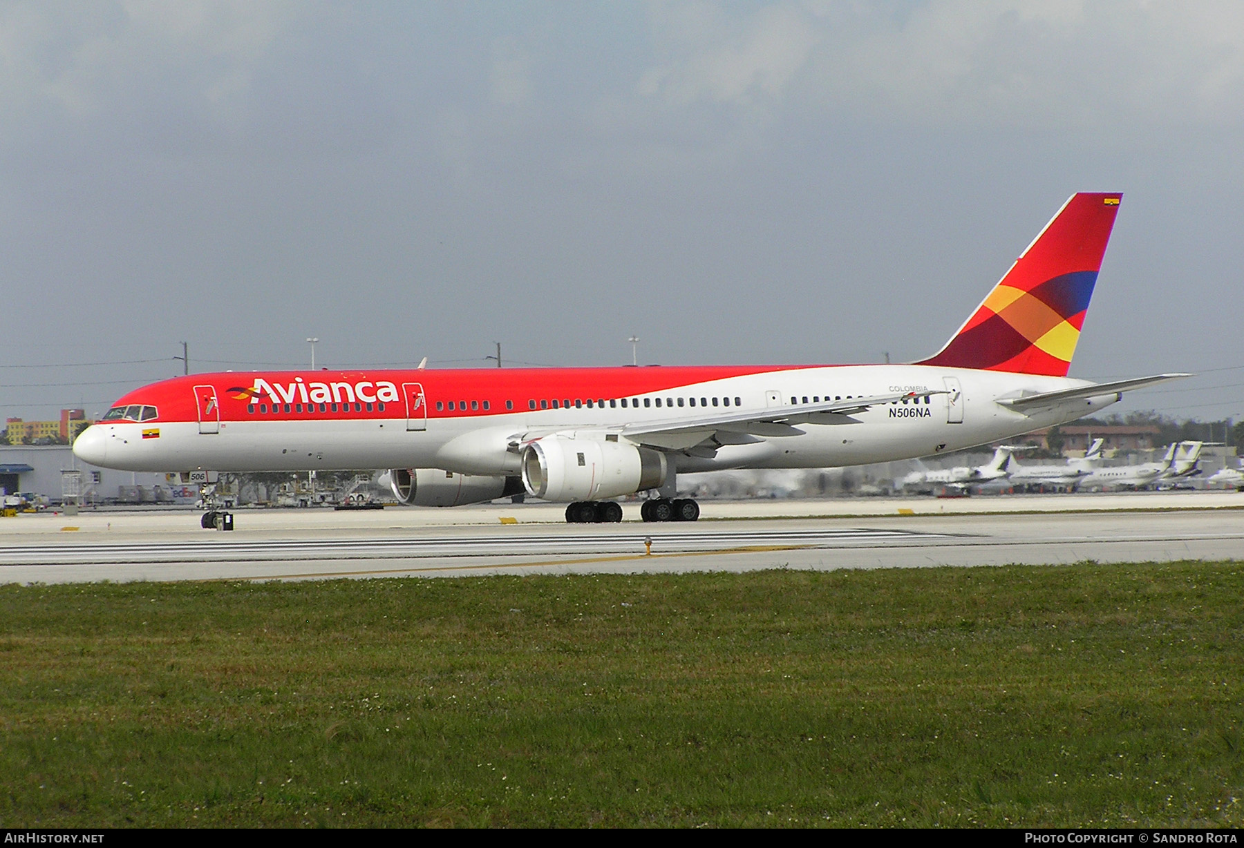Aircraft Photo of N506NA | Boeing 757-236 | Avianca | AirHistory.net #398485