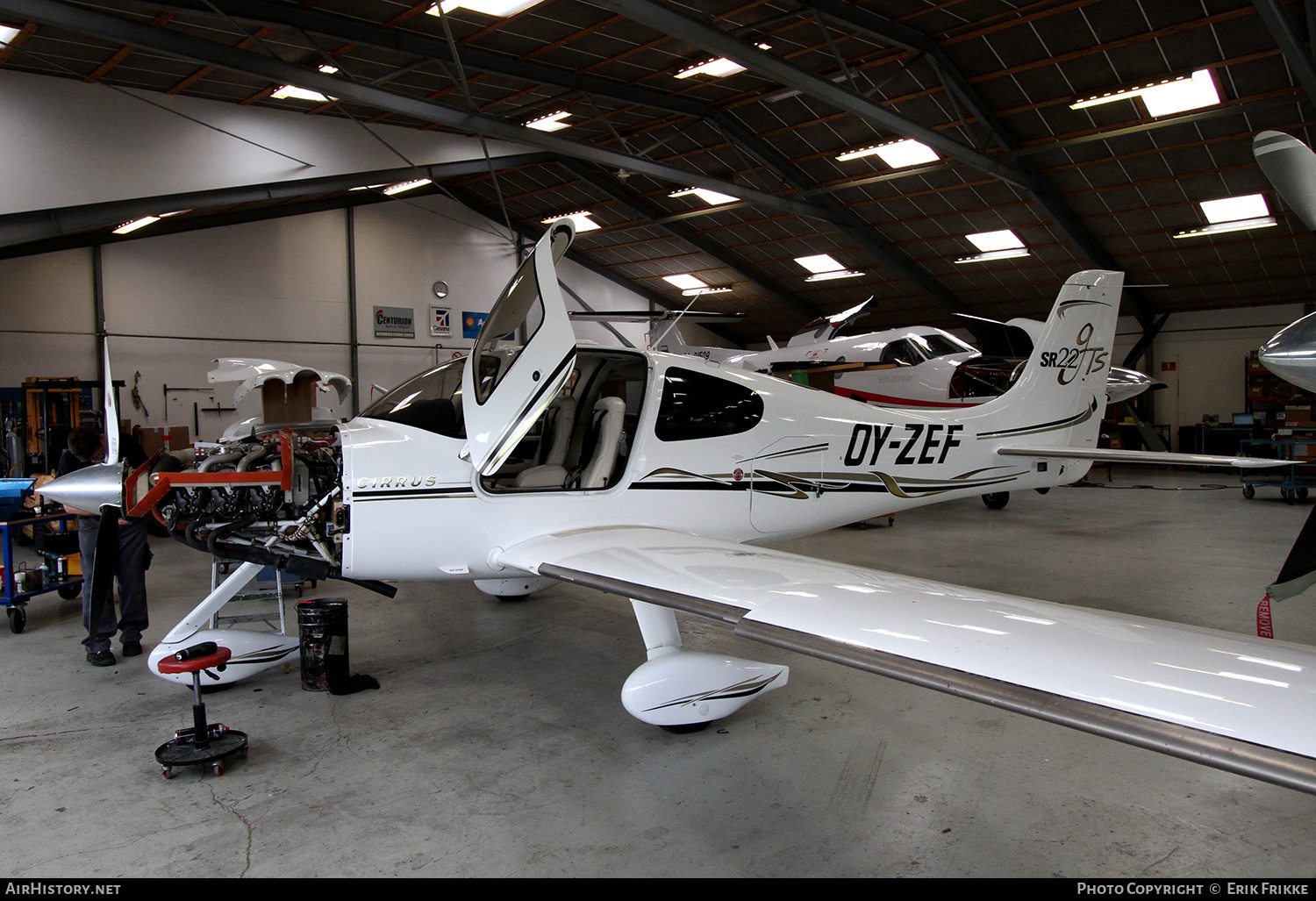 Aircraft Photo of OY-ZEF | Cirrus SR-22 G2-GTS | AirHistory.net #398501